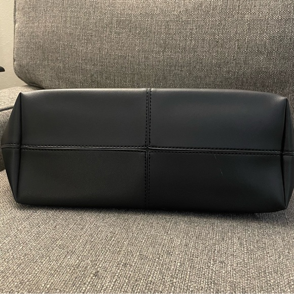 Faux Leather Triple Compartment Tote Bag in black with zippered top closure - Picture 3 of 14